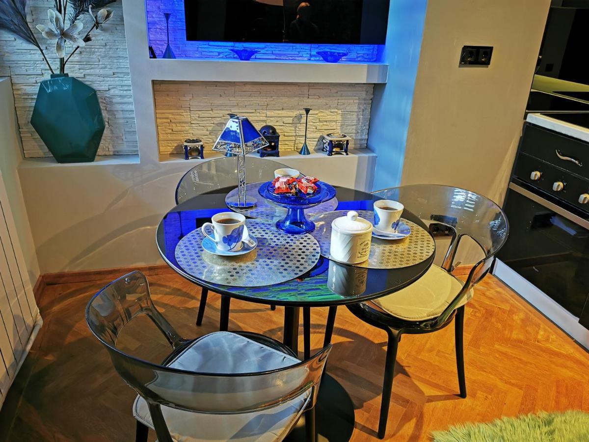 Crystal Central Apartment Braşov Exterior foto